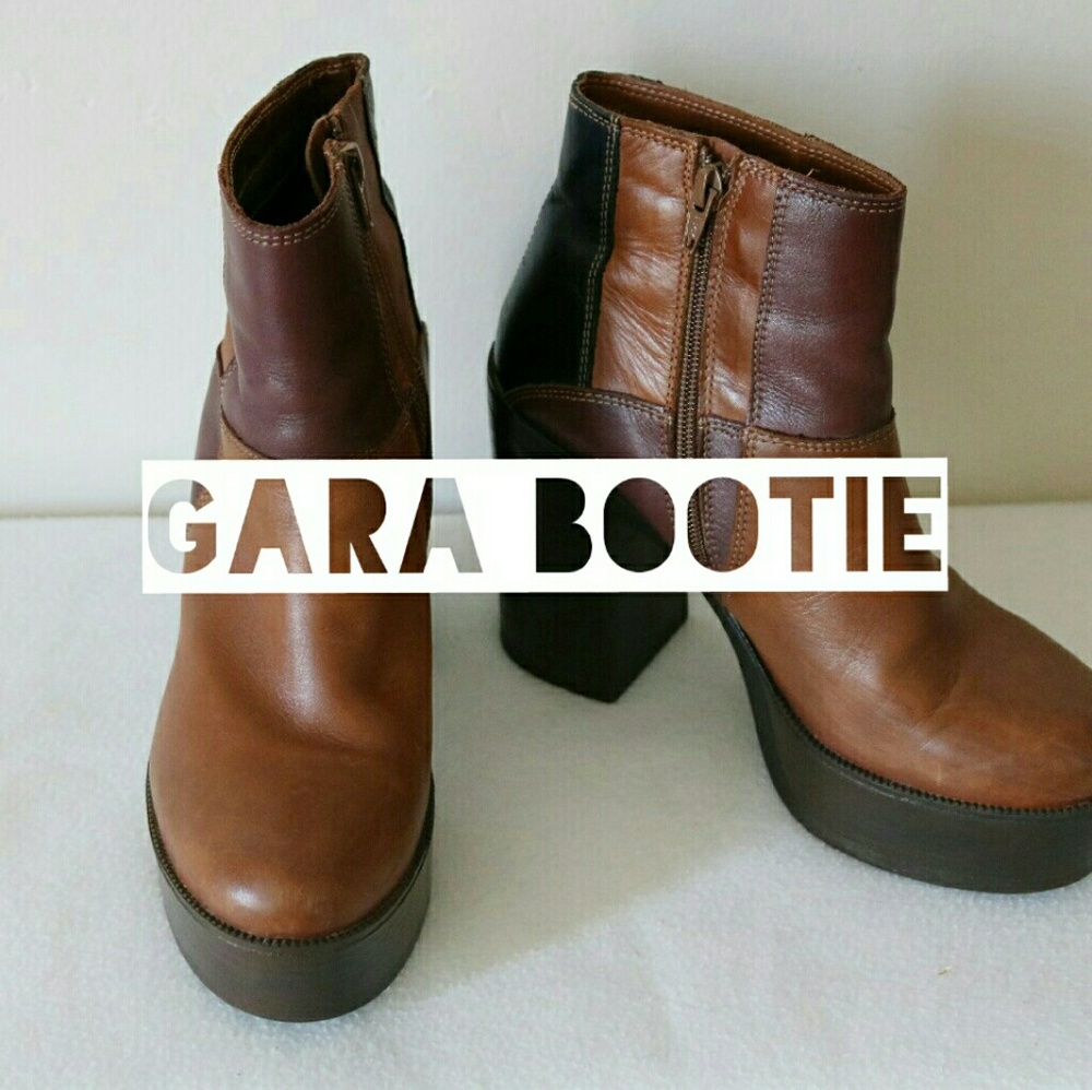 🌻 Steve Madden Gara Bootie